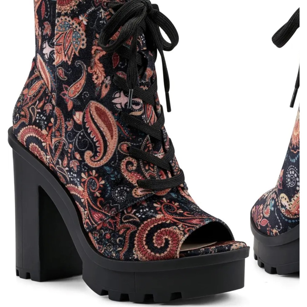 Jessica Simpson Lizzah Platform open toe bootie